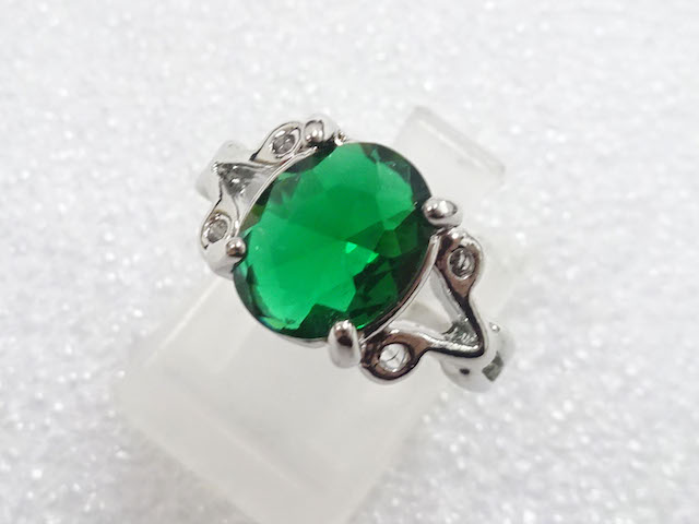 JAPANESE KIMONO / ANTIQUE COLORED STONE RING (SIZE 13)